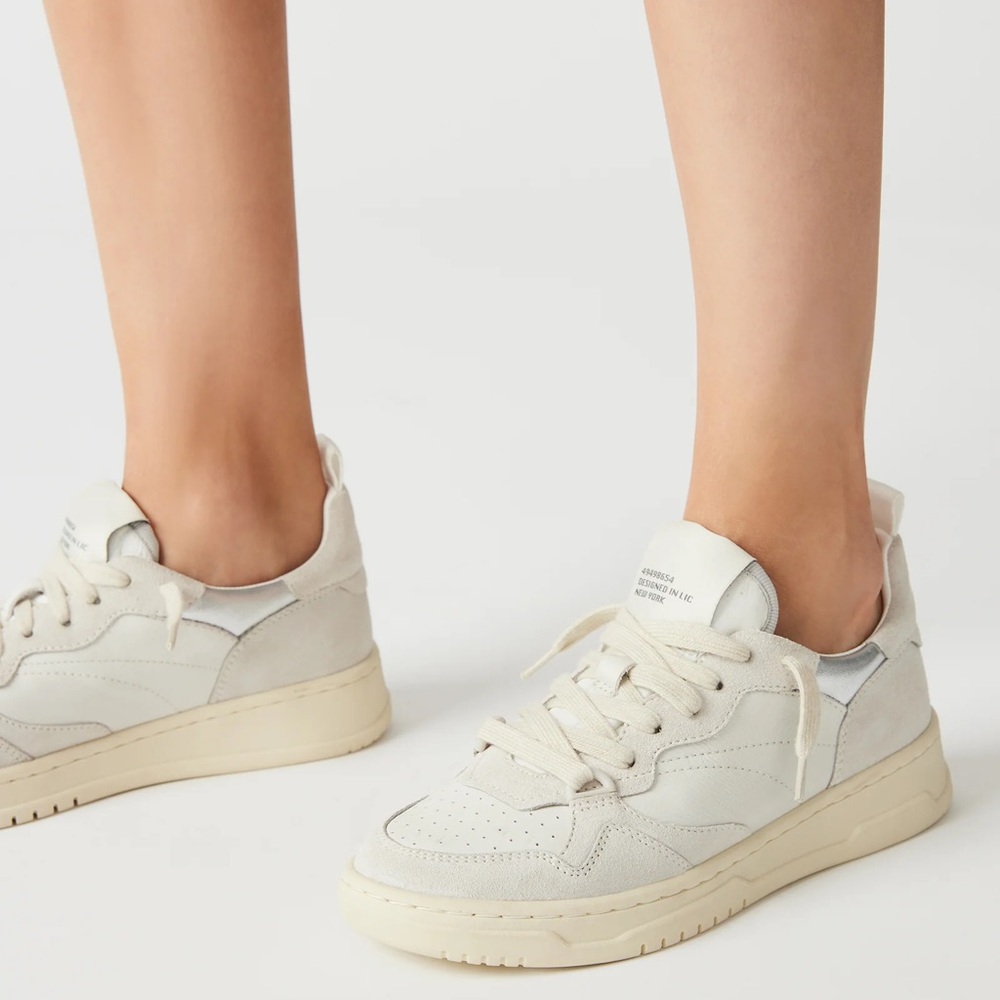 Sam Edelman Women's Cream Sneakers Size 7 Tennis Shoes